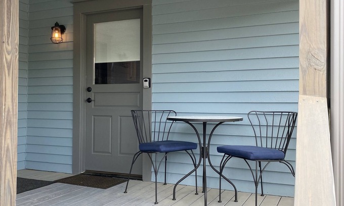 Brevard Apartment | Downtown studio in Brevard - Lumberyard Arts District