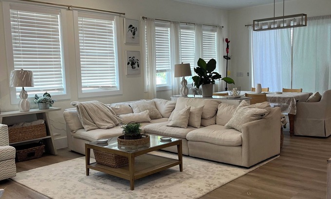 Wilmington House | Downtown Wilmington Oasis