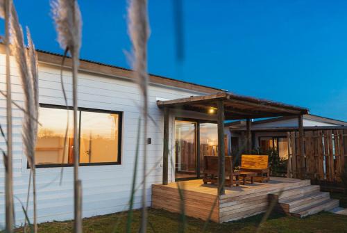 Colonia Chapadmalal House | Dread Chapa Shack - CASA 1 - Casa en complejo Para 6 PAX Con Parrilla A 4 Cuadras del Mar - Hola Sur