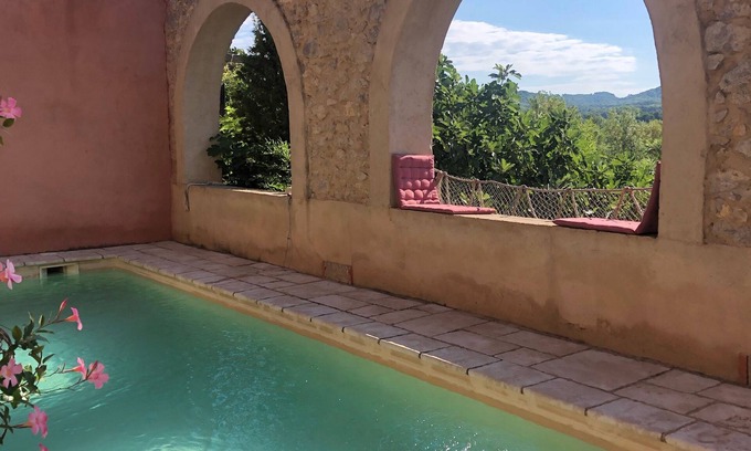 Narbonne House | Dream loft in 19th century chai, with 2 hectares of nature and beautiful beaches 8 kms away.