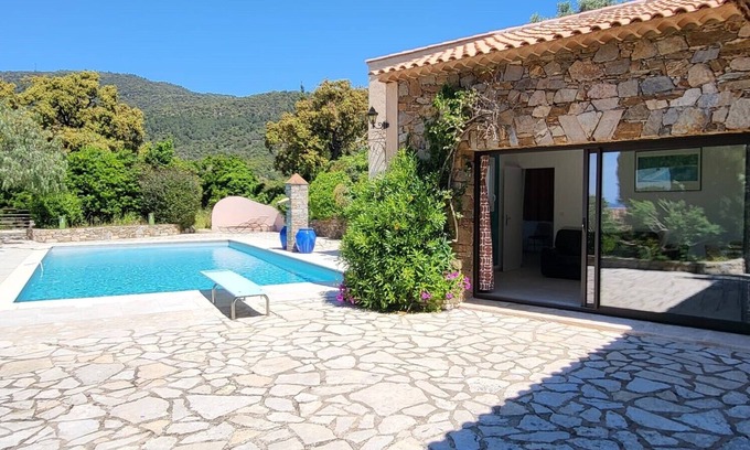 Rayol-Canadel-sur-Mer House | Dream Retreat with Huge Private Pool (2–4 Guests)