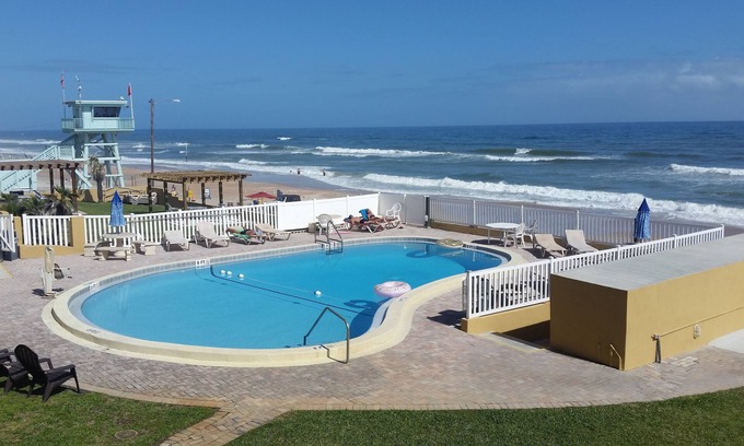 Ormond Beach Hotel | Driftwood Beach Motel