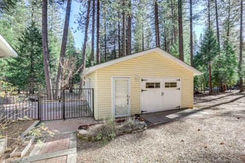 West Point Apartment | Drive to Major Parks Nature Getaway in West Point