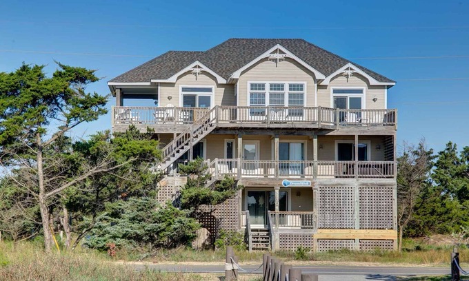 Avon House | Drumstick | Semi-Oceanfront | Kinnakeet Shores | Avon | Sleeps 12
