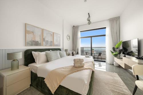 Al Barsha Apartment | Dubai Arjan Studio - Near Miracle Garden, Hills Mall & Attractions