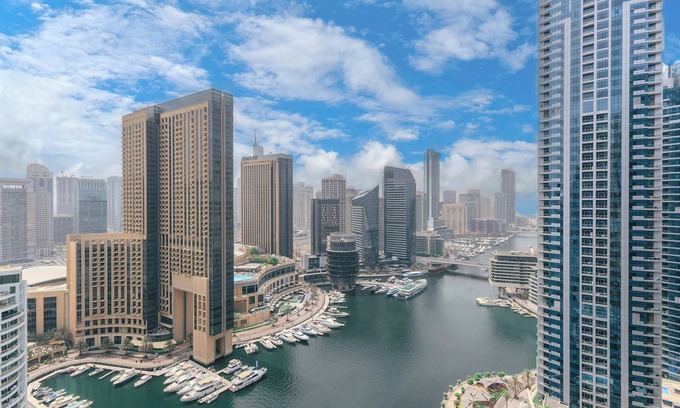 Dubai Marina Apartment | Dubai Marina & JBR, 24/7 Check-in, Ideal for Group