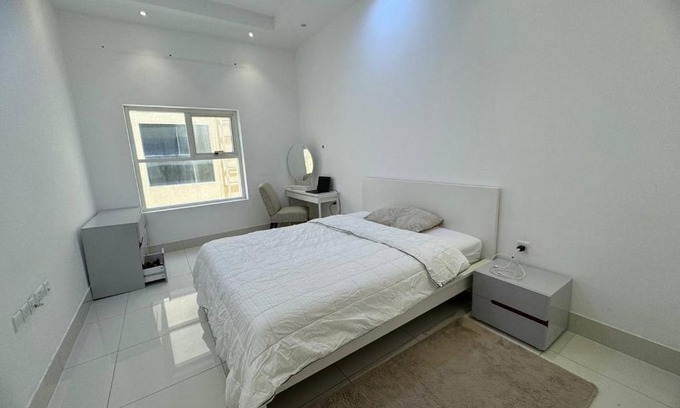 Al Satwa House | Dubai master bedroom with all amenities