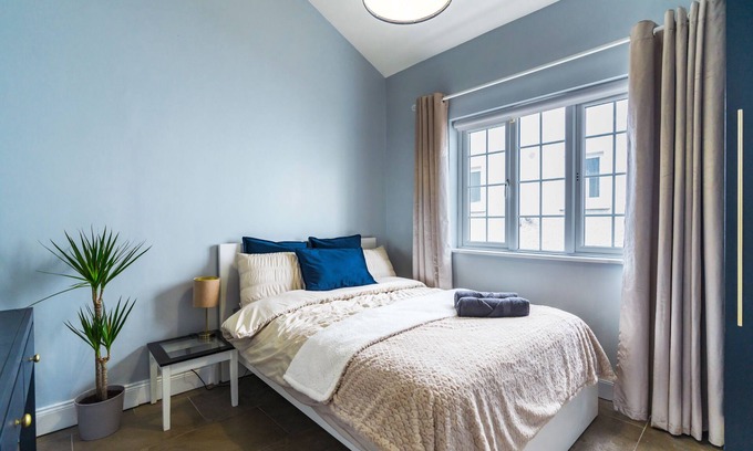 Sutton Cross House | Dublin Airport Homestay Room 3