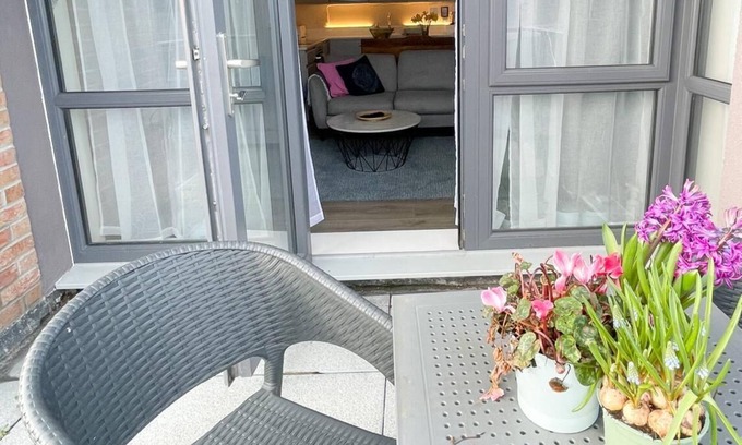 Santry Apartment | Dublin Delight: Large one bedroom apartment