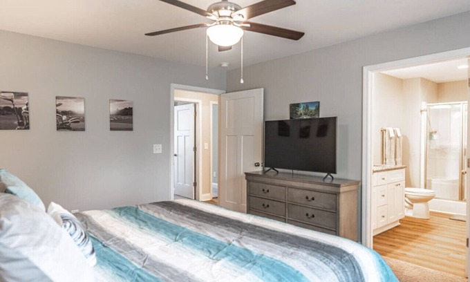Southern Pines House | Ducks Landing Accommodations at Southern Pines Golf Course