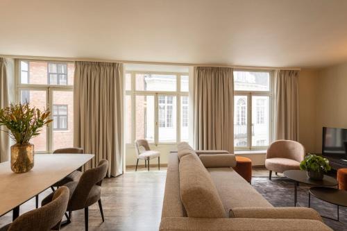 Historical Center Bruges Apartment | Dukes' Apartments Grand Place - by Dukes' Hotel Collection