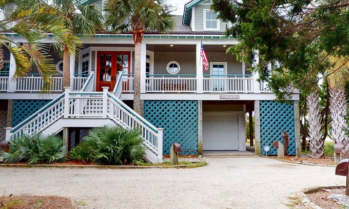 South Beach House | Dune Eden-Executive oceanfront retreat steps from the sand!