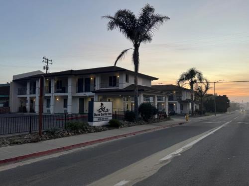 Oceano Hotel | Dune Surfer Inn