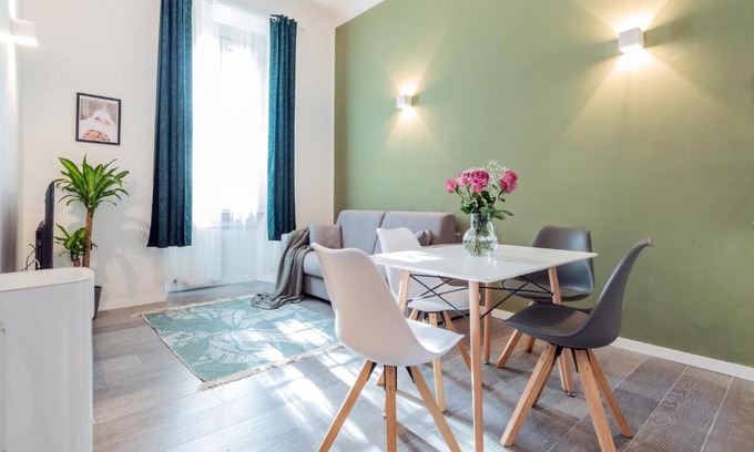 Ripamonti Corvetto Apartment | DUOMO-Navigli Charming and Modern with fast WIFI
