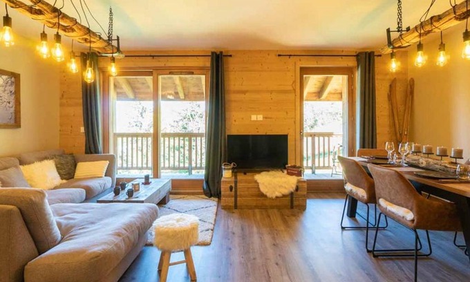 Valmorel Apartment | Duplex 4P à La Charmette, 3 Ch, 8 Pers, Balcon, Parking - FR-1-291-869