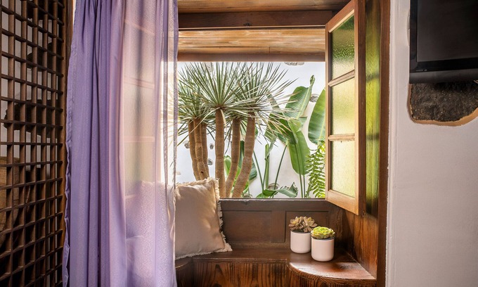 Los Realejos Apartment | Duplex Apartment in Authentic 17th-century Canarian House With Pool