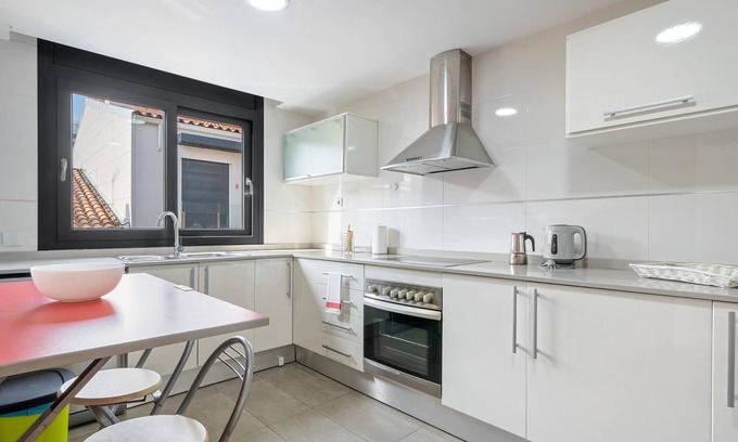 Pineda de Mar Apartment | Duplex with free parking only 250m beach