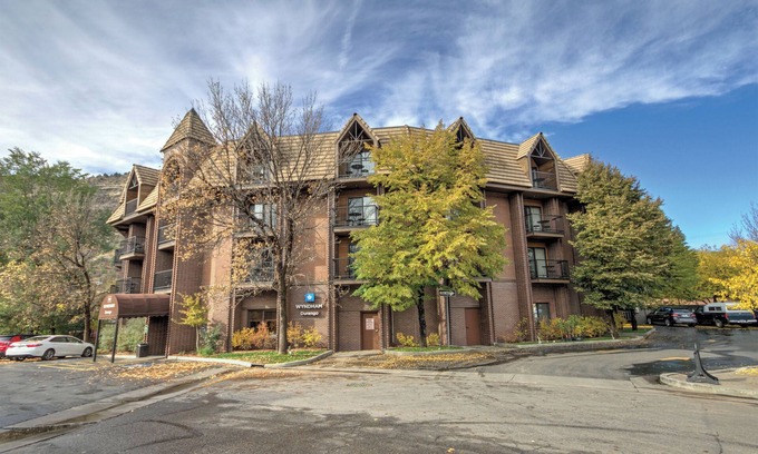Historic Downtown Durango Resort | Durango, CO: 1 Bedroom w/Whirlpool Tub, Wi-Fi, Near Forests, Hot Springs & More!
