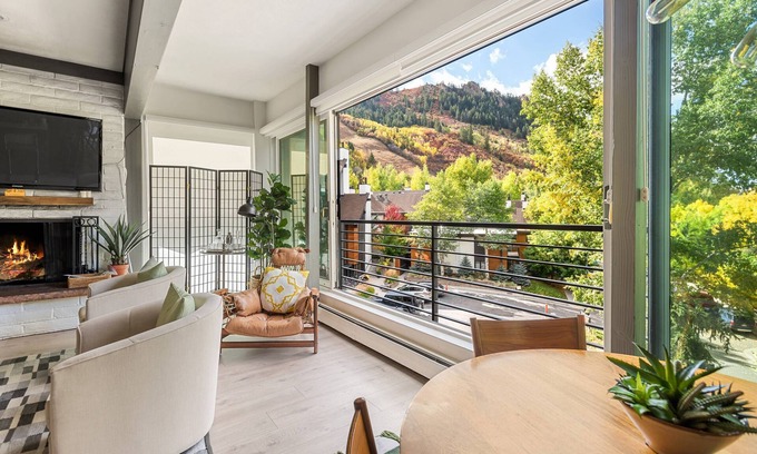 Aspen Condo | Durant Condos by iTrip Aspen Snowmass
