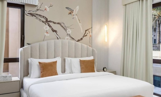 Old Dubai Apartment | Durrani Homes Zafran Luxe Stay Iconic Burj View