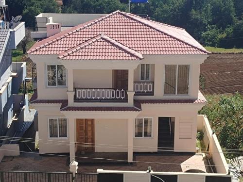 West Mere Bed & Breakfast | Dwarka Home Stay