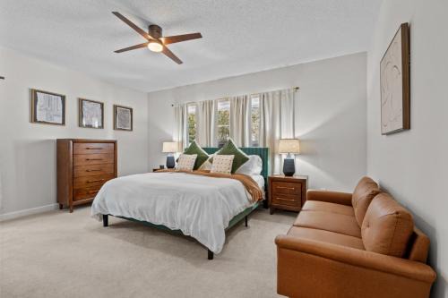 Pinehurst House | Eagle's Nest - Village of Pinehurst Home with Pool Table and Poker Table