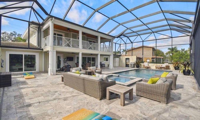 Sarasota House | Eagles Nest - Luxury Waterfront Pool Home close Siesta Key by Gulf Coast Holiday Homes