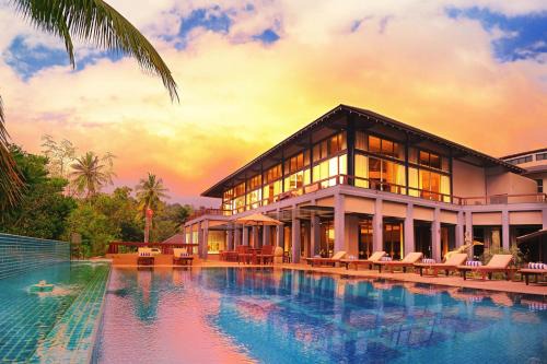 Anniwatta Hotel | Earl's Regent Hotel