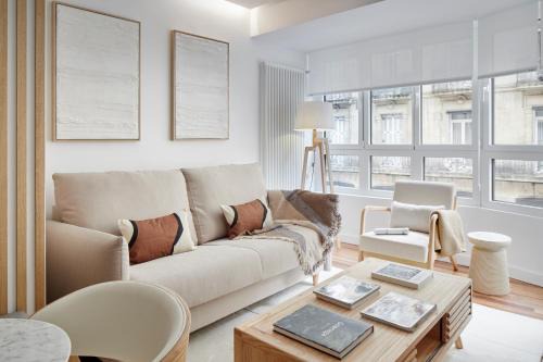 San Sebastian Centro Apartment | Easo Suite 18 by FeelFree Rentals