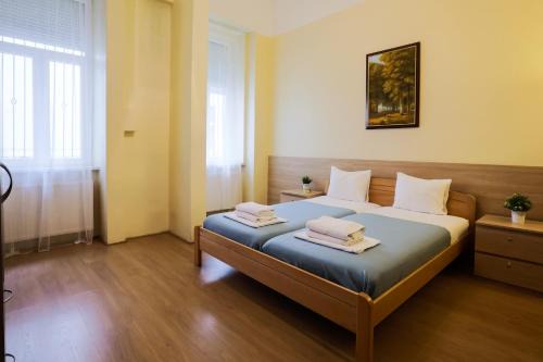 Nepszinhaz negyed House | East Private Rooms