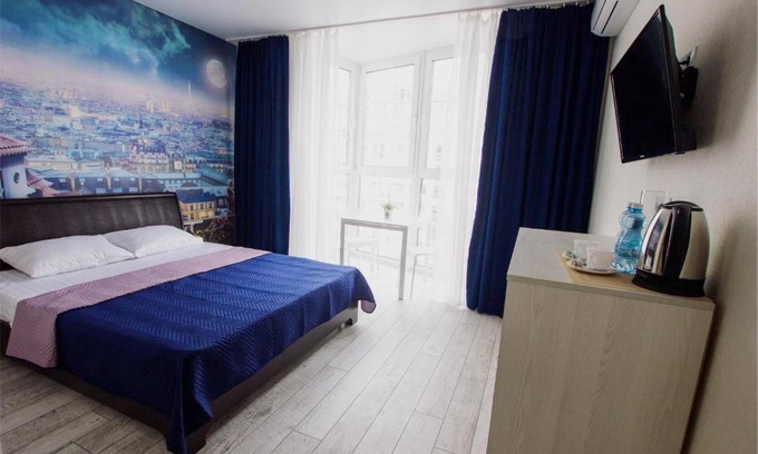 Pozniaky Apartment | East Residence White