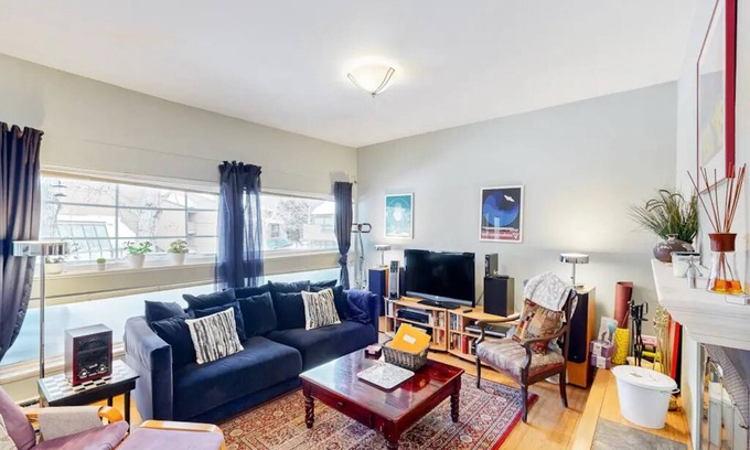 Vail Condo | East Vail 2 BD 2 BA Condo, hot tub, on Free Bus line