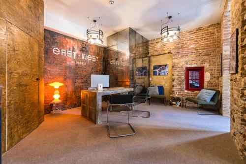 Corvin negyed Hotel | East-West Budapest Boutique Hotel