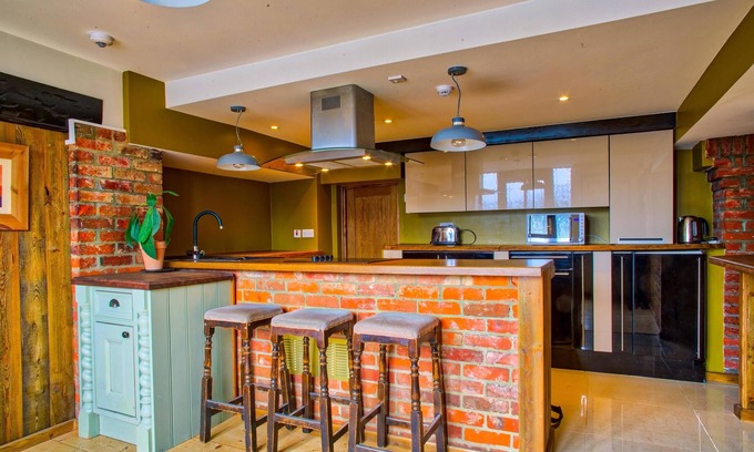 Easton House | Easton Guest House