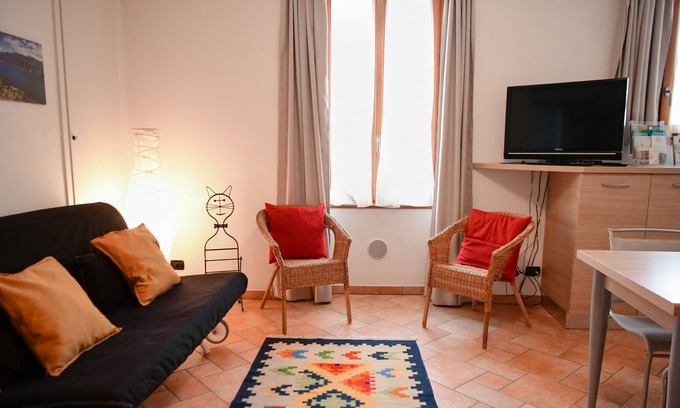 Visgnola Apartment | Easy Welcome La Filanda - Silk