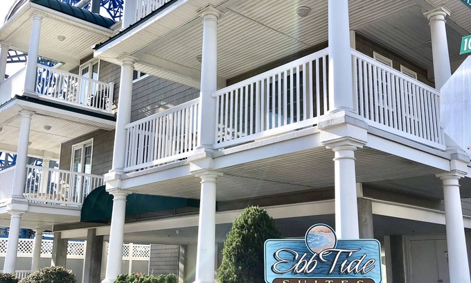 North End Apartment | Ebb Tide Suites