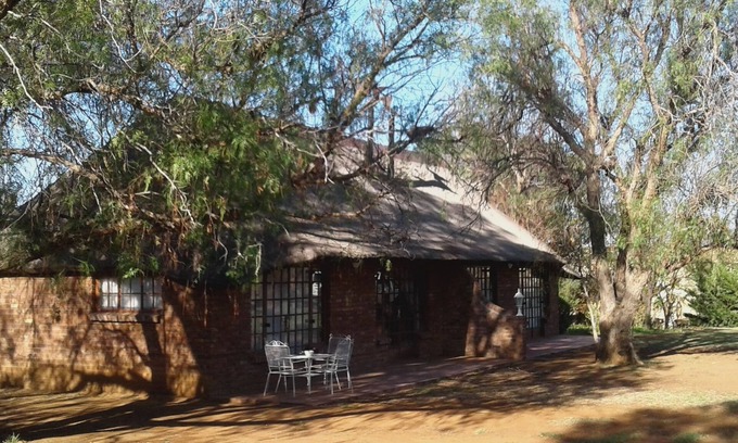Philippolis Cabin | Ebenhaeser Guest Farm