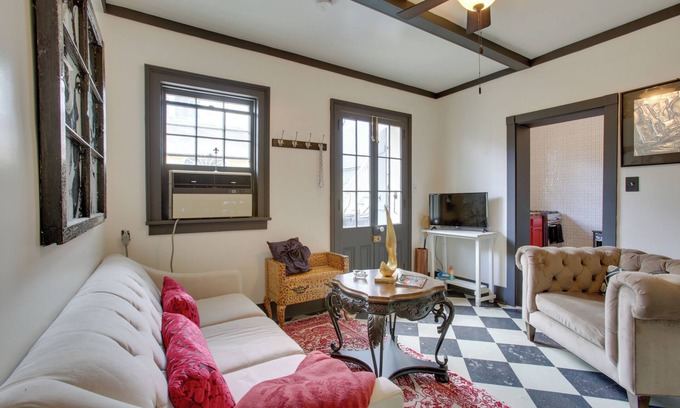 French Quarter Apartment | Eclectic Central New Orleans Vacation Rental!