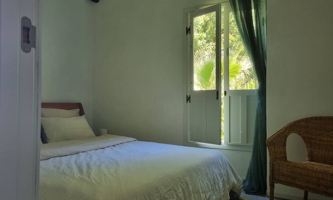 Setenil de las Bodegas House | Ecological and sustainable, idyllic river valley - family house for 5