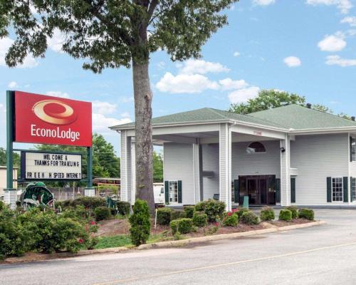 Eufaula Cabin | Econo Lodge Eufaula South