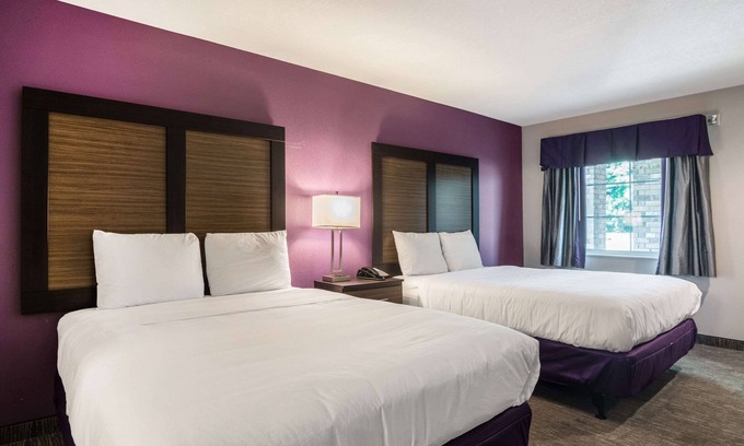 North Little Rock Hotel | Econo Lodge Inn & Suites North Little Rock near Riverfront