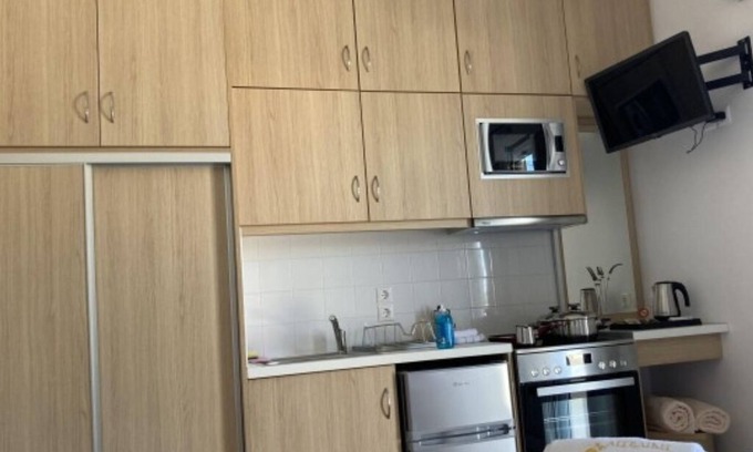 Lassi Apartment | Economical ground floor studio with sea view (Unit G)