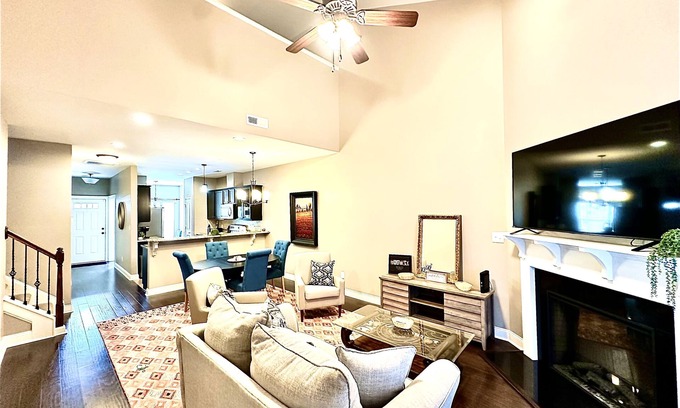 Greenville House | ECU Pirate Country Getaway! First-floor Master, extra room, and separate office!