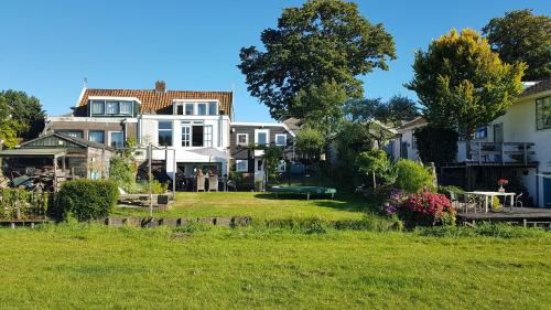 Edam House | Edam, Garden Room with private entrance and rural view