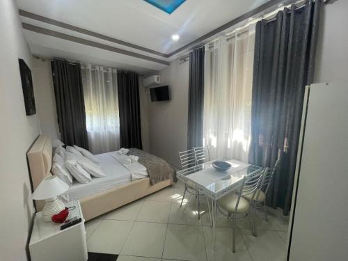 Radhime House | Edgar Hotel