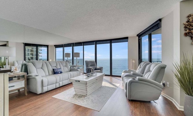 Panama City Beach Condo | Edgewater T3 #802 - 2 BR 2 BA