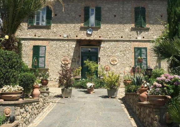 Castiglione in Teverina Apartment | Edy House