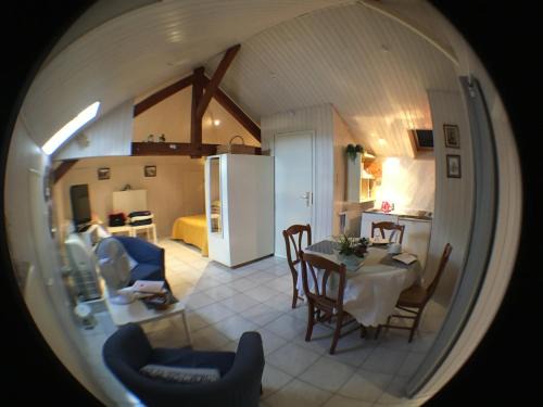 Eguisheim Apartment | Eguisheim village préféré des français grand studio