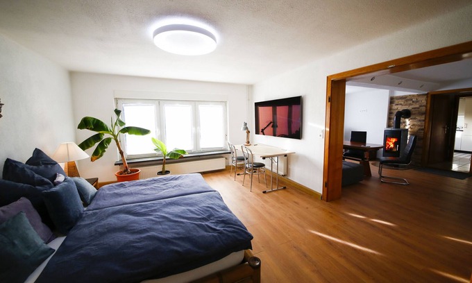 Konitz Apartment | Einzigartiges Appartment mit Kamin, Whirlpool, TV