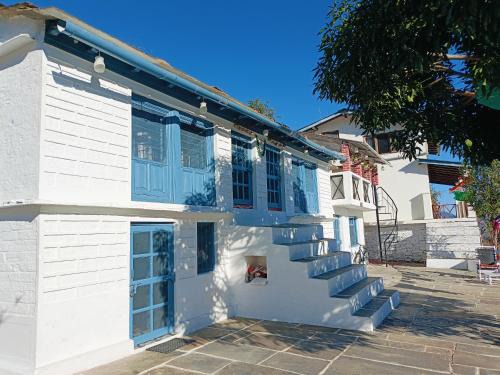 Almora House | Eja Homestay Falsima